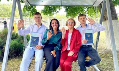 Фото 3. Выпускникам Орловского реставрационно-строительного техникума вручили дипломы
