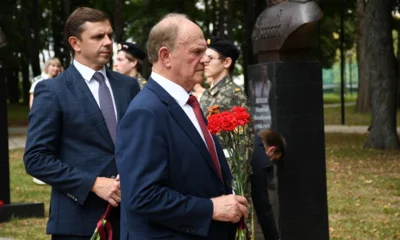 Фото 4. В Орле торжественно открыли Аллею Победителей