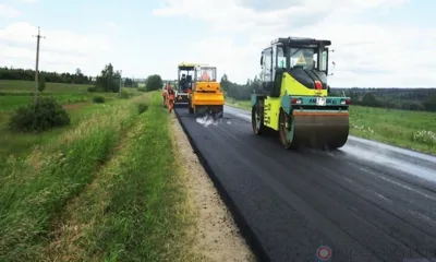 В Хотынецком районе всё больше трасс муниципального значения «одеваются» в асфальт