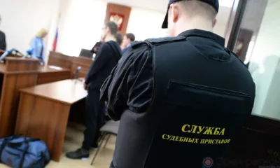 Орловские приставы предотвратили пронос в суды более 1800 запрещённых предметов