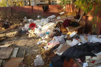 В Орле по факту невывоза мусора проводится доследственная проверка