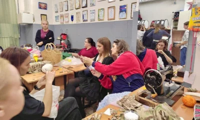 Орловские студенты делают трогательные игрушки-талисманы для бойцов СВО