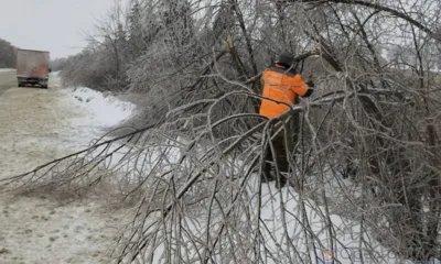 Дорожные службы Орловщины постепенно переходят к штатному режиму работы
