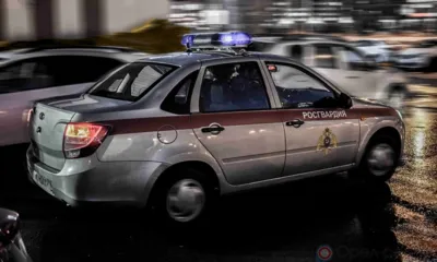 Новости Росгвардии: В Орле задержали мужчину, напавшего на семейную пару