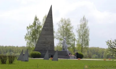 Началось благоустройство Кривцовского мемориала в Болховском районе