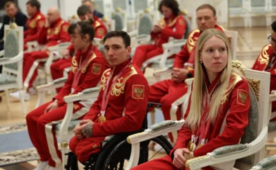 Фото 1. Владимир Путин назвал выступление наших спортсменов на Паралимпийских зимних играх «поистине невероятным»