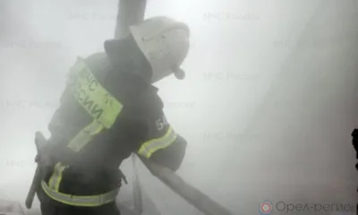 Орловец обжёг руки и лицо, пытаясь потушить дом