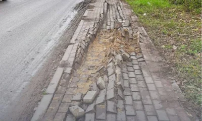 Жители Орла пожаловались на разрушенный тротуар на улице Цветаева