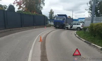 В Орле Chevrolet на встречке протаранил МАЗ