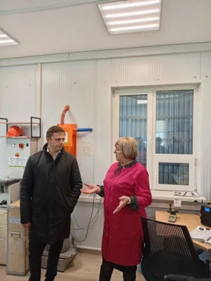 Фото 4. Губернатор Андрей Клычков посетил Новодеревеньковский район