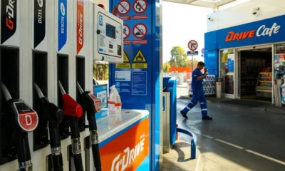 ФАС возбудила дела из-за завышения цен на заправках в ряде регионов