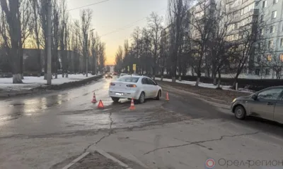 В Орле женщина попала под колёса Mitsubishi Lancer