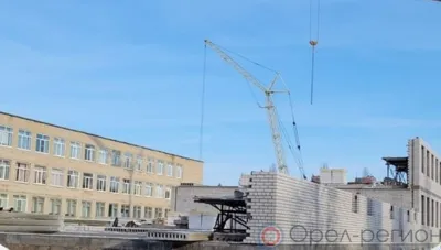 В Ливнах продолжается возведение допкорпуса школы №2