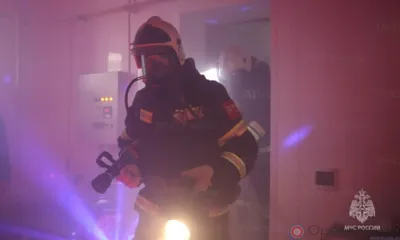 В Орле в многоэтажке загорелась кладовая