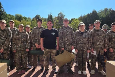 Фото 1. Под Орлом дан старт межвузовскому военно-патриотическому слёту