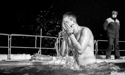 Орловец Владимир Жидков выбрал профессию пожарного, но временами он из стихии огня окунается в стихию воды