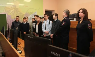 Молодые орловцы познакомились с работой полицейских
