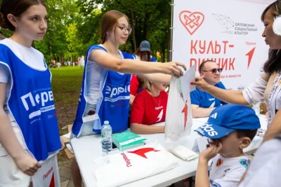 Фото 2. Инклюзивный семейный праздник собрал в парке Победы почти восемь тысяч орловцев