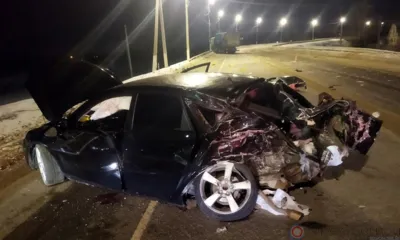 Под Орлом Mazda на встречке врезалась в МАЗ