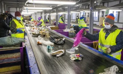 Накопленный на полигоне орловского «Экополиса» в начале года мусор проходит сортировку