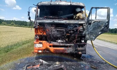 Под Орлом на дороге загорелся «КамАЗ»