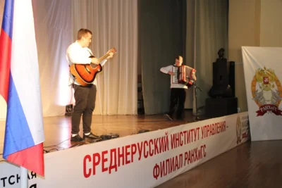 Фото 4. Президентская академия в Орле 1 сентября приняла более 1200 первокурсников