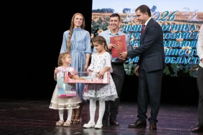 Фото 33. В Орле работникам АПК региона вручили заслуженные награды