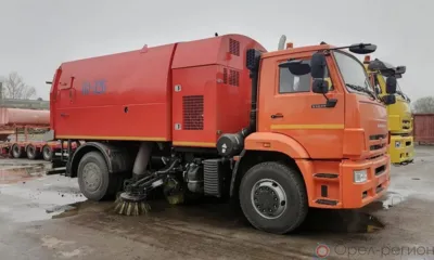 Орловская «Спецавтобаза» купила новую вакуумную подметально-уборочную машину