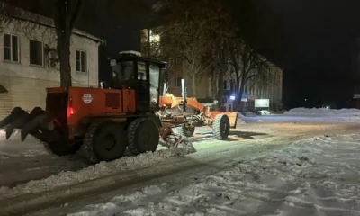 На улицах Орла круглосуточно трудятся сотрудники «Спецавтобазы»