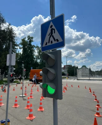 Фото 7. Сегодня в Орле сотрудники ГАИ организовали музей под открытым небом