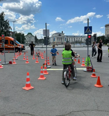 Фото 14. Сегодня в Орле сотрудники ГАИ организовали музей под открытым небом