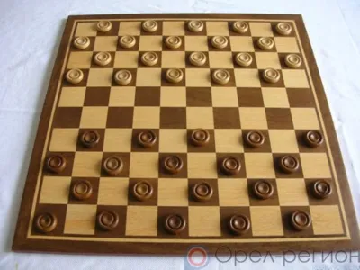 Орловцы завоевали пять золотых медалей на первенстве ЦФО по стоклеточным шашкам