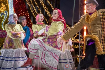 Фото 8. Льются песни над Орлом