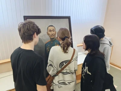 Фото 11. Рисуют мужчины войну: В Орле открылась экспозиция произведений членов Студии военных художников им. М. Б. Грекова