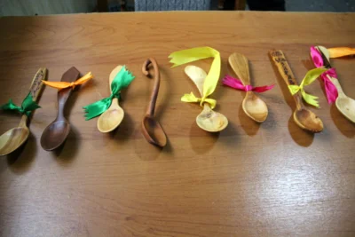 Фото 2. Рябиновые ложки