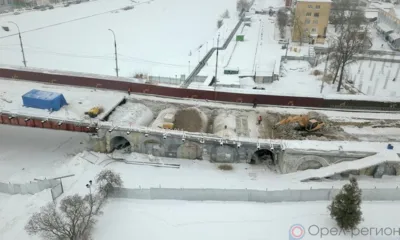 В Орле началось строительство пешеходной переправы рядом с Красным мостом