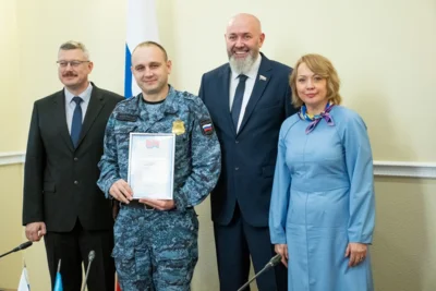 Фото 7. В Орле наградили отцов-молодцов