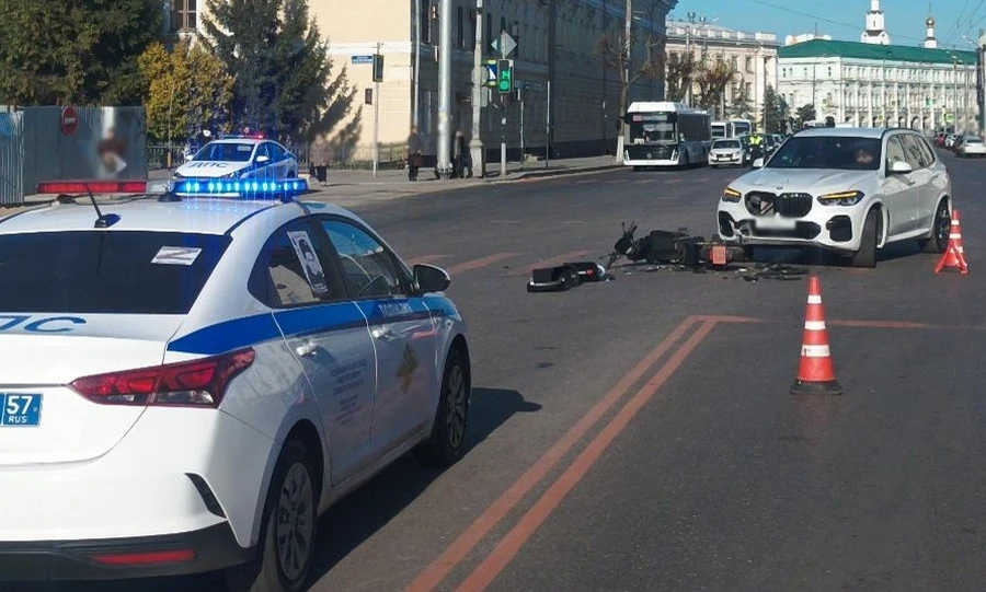В Орле велосипедист попал в больницу после столкновения с BMW