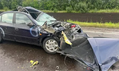 В Орловской области легковушка столкнулась с трактором