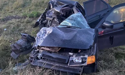 В Ливенском районе при лобовом столкновении легковушки и автобуса погибла 15-летняя девочка