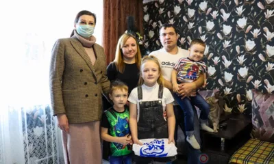 В рамках акции «Помоги учиться дома» орловских детей из многодетных семей обеспечивают планшетами и ноутбуками