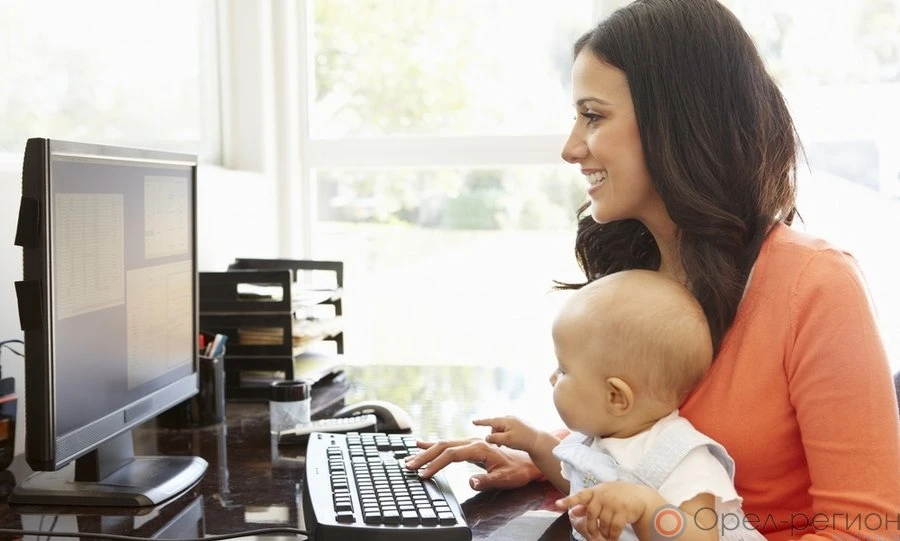 Неработающие орловские мамы могут оформить пособие по беременности и родам на портале госуслуг
