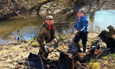 Более 40 коллективов Кромского района приняли участие в экологическом субботнике