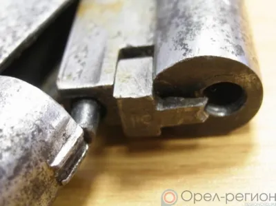 Орловец сдал сотрудникам Росгвардии самодельное ружьё