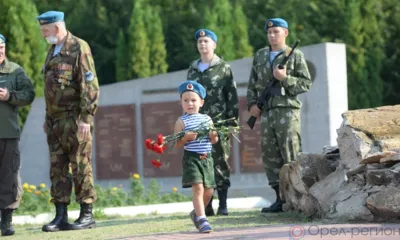 В Орле торжественно отметили День воздушно-десантных войск. Фоторепортаж