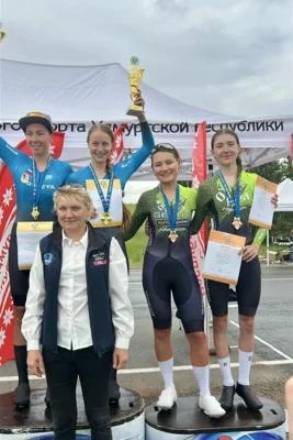 Фото 2. Орловчанки завоевали бронзу на чемпионате России по велоспорту