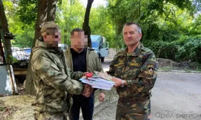 Орловские бойцы накануне Дня Победы получили гуманитарный груз с малой родины