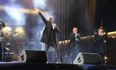 В Орле на площади Ленина выступил творческий союз «Хор Турецкого»