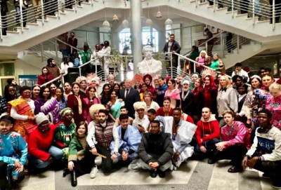 Фото 7. В Орле студенты объединились в «Хоровод дружбы»