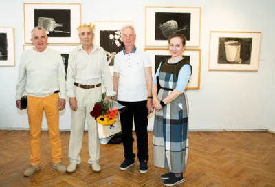 Фото 12. В Орловском музее изобразительных искусств открылась выставка «Вне цвета» народного художника РФ Гиви Калмахелидзе